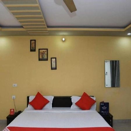 Hotel S K Palace Lucknow , Best Hotel In Lucknow , Hotel In Transport Nagar Lucknow ,Budget Hotels In לקנאו מראה חיצוני תמונה